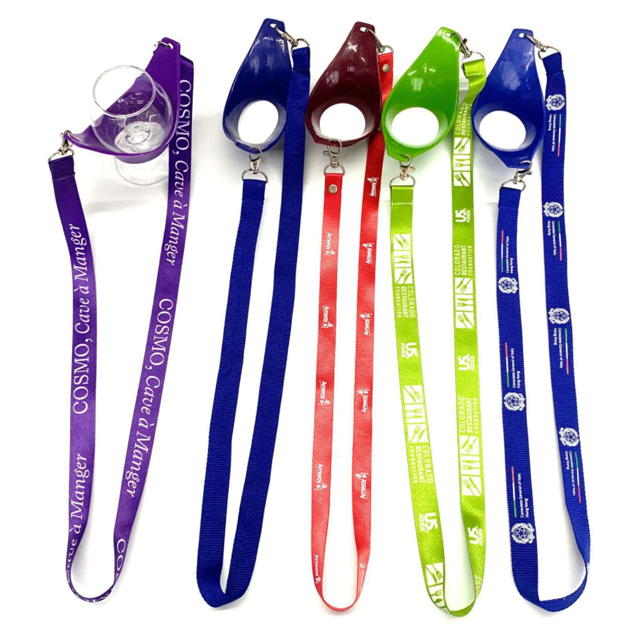 Weinglashalter zum Umhängen mit Lanyard | PVC Getränkehalter mit Logo Druck