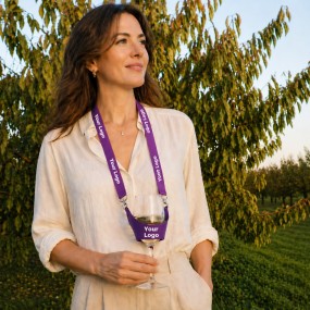 Weinglashalter PVC mit Lanyard bedrucken – ideal für We...